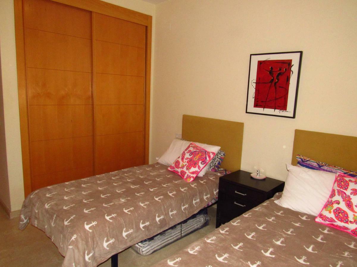 Arenal Golf Apartment เบนัลมาเดนา ภายนอก รูปภาพ