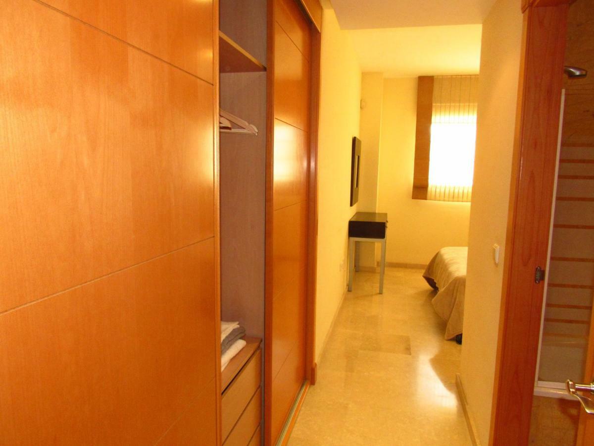 Arenal Golf Apartment เบนัลมาเดนา ภายนอก รูปภาพ