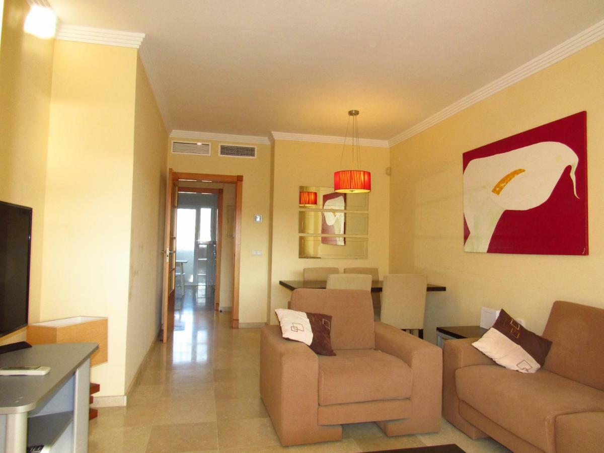 Arenal Golf Apartment เบนัลมาเดนา ภายนอก รูปภาพ